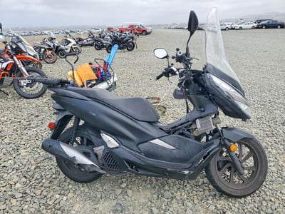 RLHKF3006KY****** 2019 Honda Ww150