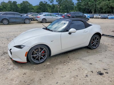 JM1NDAD74J0****** 2018 Mazda MX-5 Miata