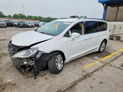 2C4RC1EG0JR****** 2018 Chrysler Pacifica