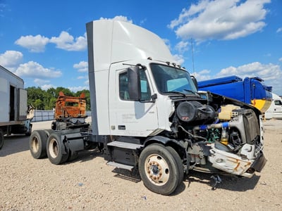 4V4WC9DH5LN****** 2020 Volvo Vnr64t