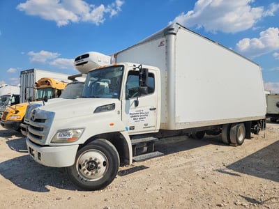 5PVNE8JT6D4****** 2013 Hino 268