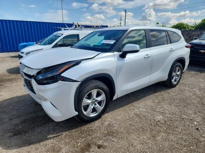 5TDKDRAH2SS****** 2025 Toyota Highlander
