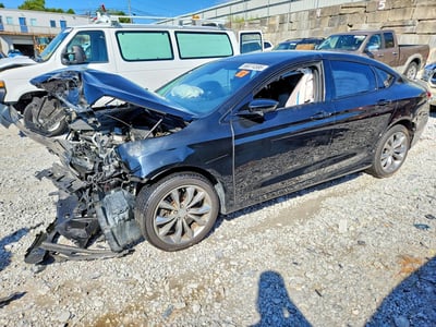 1C3CCCBG1FN****** 2015 Chrysler 200