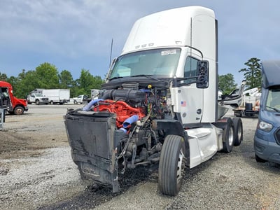 1XKYD49X5SJ****** 2025 Kenworth T680