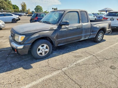 4TAVL52N9YZ****** 2000 Toyota Tacoma