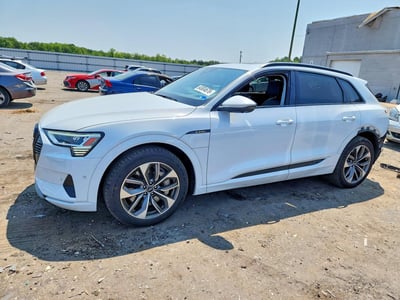WA1LAAGE2MB****** 2021 Audi E-tron