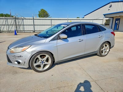 1FADP3J24DL****** 2013 Ford Focus