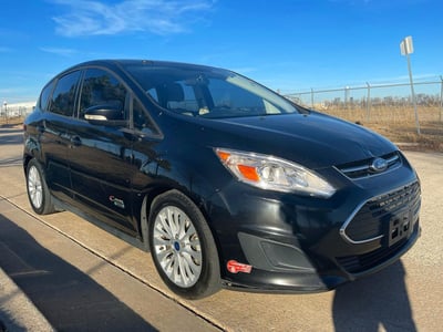 1FADP5EU7HL****** 2017 Ford C-Max
