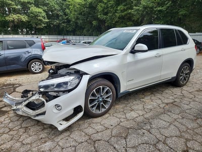 5UXKR0C51G0****** 2016 BMW X5