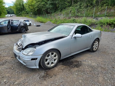 WDBKK49F32F****** 2002 Mercedes-Benz SLK-Class
