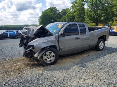 1GCRCSE01DZ****** 2013 Chevrolet Silverado