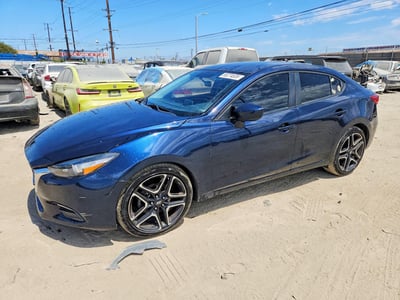 3MZBN1U79JM****** 2018 Mazda 3