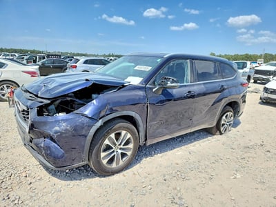 5TDKDRAH8PS****** 2023 Toyota Highlander