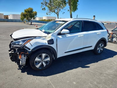 KNDCC3LDXJ5****** 2018 Kia Niro