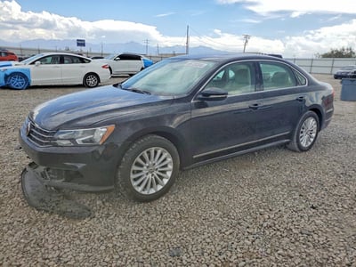 1VWBS7A38GC****** 2016 Volkswagen Passat