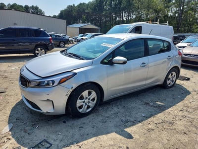 KNAFK5A84J5****** 2018 Kia Forte5
