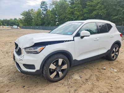 2020 Volvo XC40