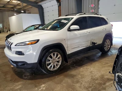1C4PJMDS0HW****** 2017 Jeep Cherokee