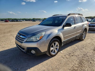4S4BRCAC8E3****** 2014 Subaru Outback