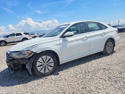 3VWCB7BU0LM****** 2020 Volkswagen Jetta