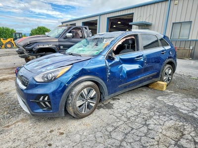 KNDCB3LCXM5****** 2021 Kia Niro