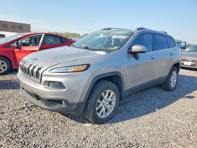 1C4PJMCS8FW****** 2015 Jeep Cherokee