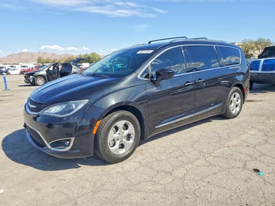 2C4RC1EG9HR****** 2017 Chrysler Pacifica