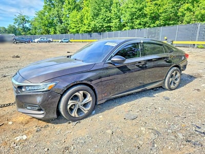 1HGCV1F42JA****** 2018 Honda Accord