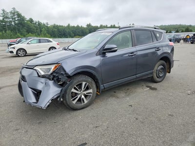 JTMRFREV1HD****** 2017 Toyota RAV4