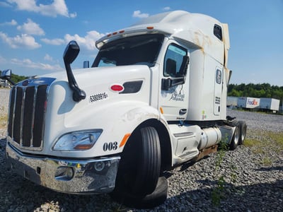 1XPBDP9X5MD****** 2021 Peterbilt 579