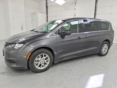 2022 Chrysler Voyager