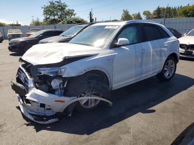 WA1ECCFS0JR****** 2018 Audi Q3