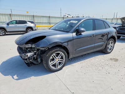 WP1AA2A55JL****** 2018 Porsche Macan
