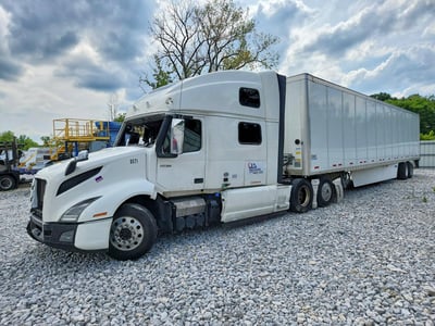 4V4NC9EHXMN****** 2021 Volvo VNL