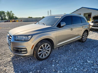 WA1LAAF72HD****** 2017 Audi Q7