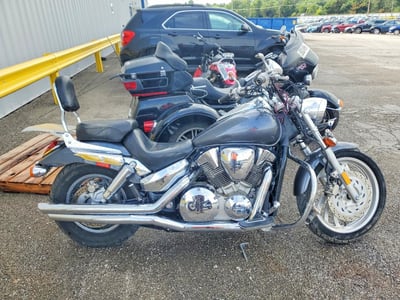 1HFSC55076A****** 2006 Honda VTX1300C