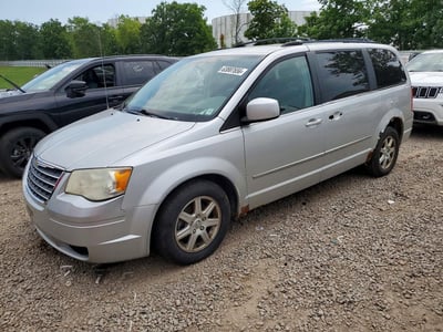 2010 Chrysler Town & Country