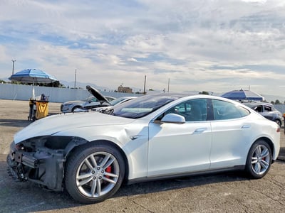 2015 Tesla Model S