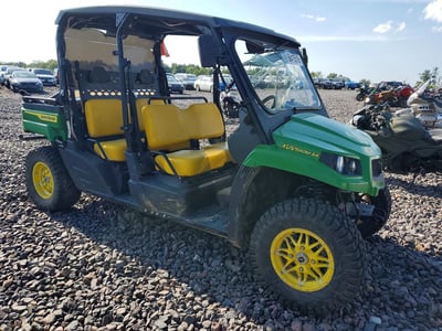 2021 John Deere Xuv590m