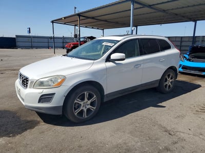YV4902DZ6B2****** 2011 Volvo XC60