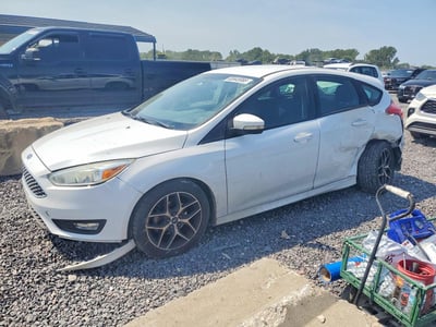 1FADP3K25FL****** 2015 Ford Focus
