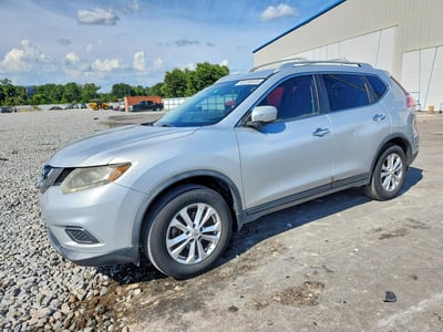 KNMAT2MT5FP****** 2015 Nissan Rogue