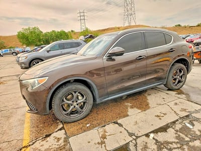 ZASFAKAN1J7****** 2018 Alfa Romeo Stelvio