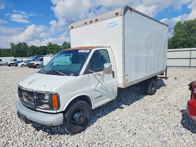 1GDJG31R021****** 2002 GMC Savana