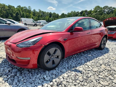 5YJ3E1EBXNF****** 2022 Tesla Model 3