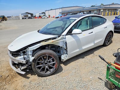 5YJ3E1EA3NF****** 2022 Tesla Model 3
