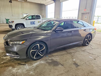 1HGCV1F38JA****** 2018 Honda Accord