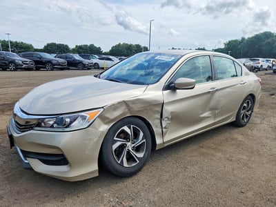 1HGCR2F38HA****** 2017 Honda Accord