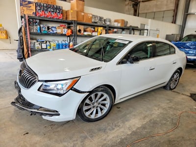 1G4GB5G3XGF****** 2016 Buick LaCrosse