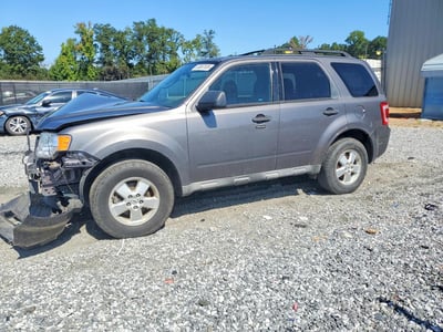 1FMCU9DG4AK****** 2010 Ford Escape